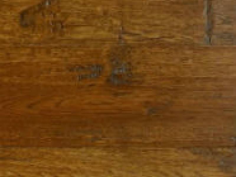 Parquet prefinito in rovere tarlato ROVERE TARLATO